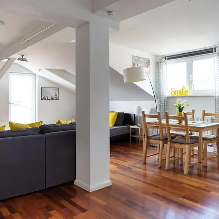 Urban Rooftop - Mitte +a/c Apartment *